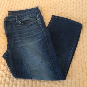 Joe’s Jeans. The rebel relaxed fit. 40